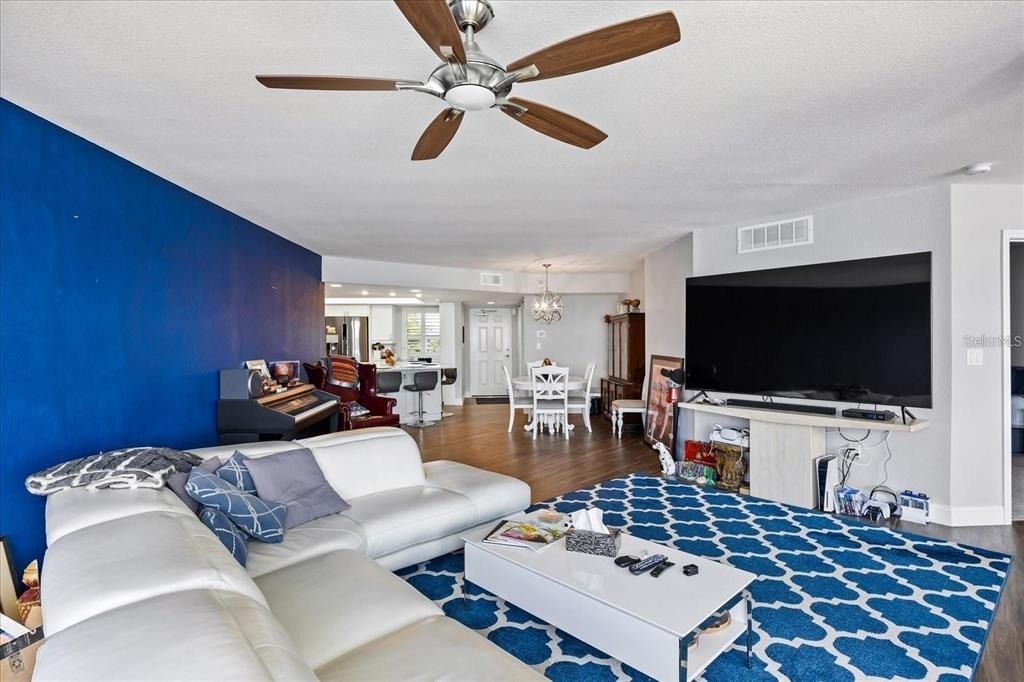 5200 Brittany Drive S - Photo 3