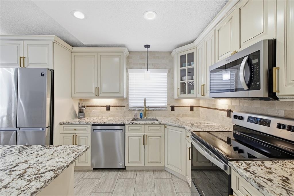 7318 S Kissimmee Street - Photo 9