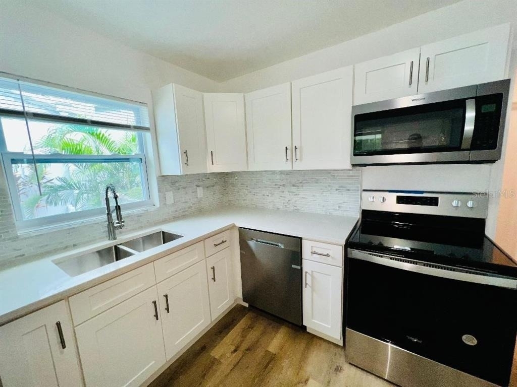 1247 Davis Road - Photo 5