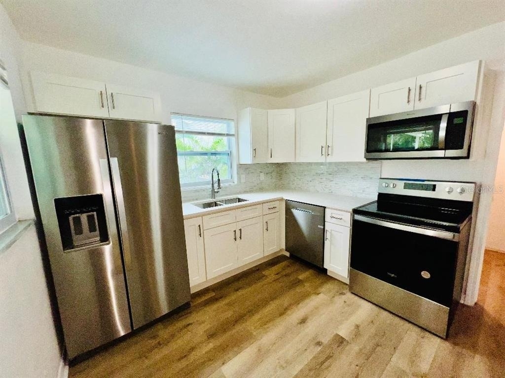 1247 Davis Road - Photo 3