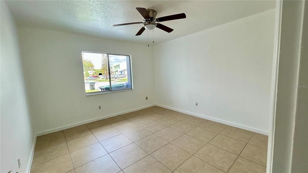 2612 London Bridge Court - Photo 9