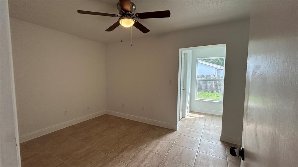 2612 London Bridge Court - Photo 12