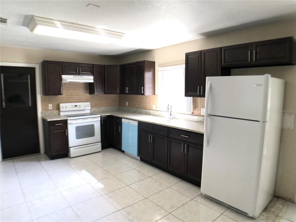 1694 Neptune Road - Photo 3