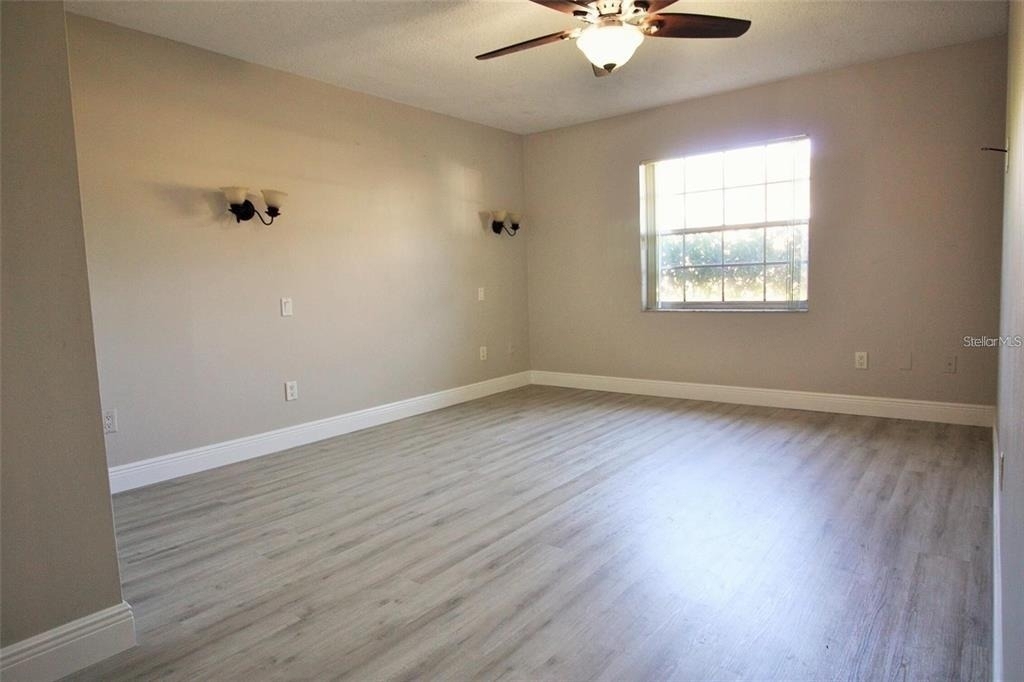 109 Donnington Court - Photo 12
