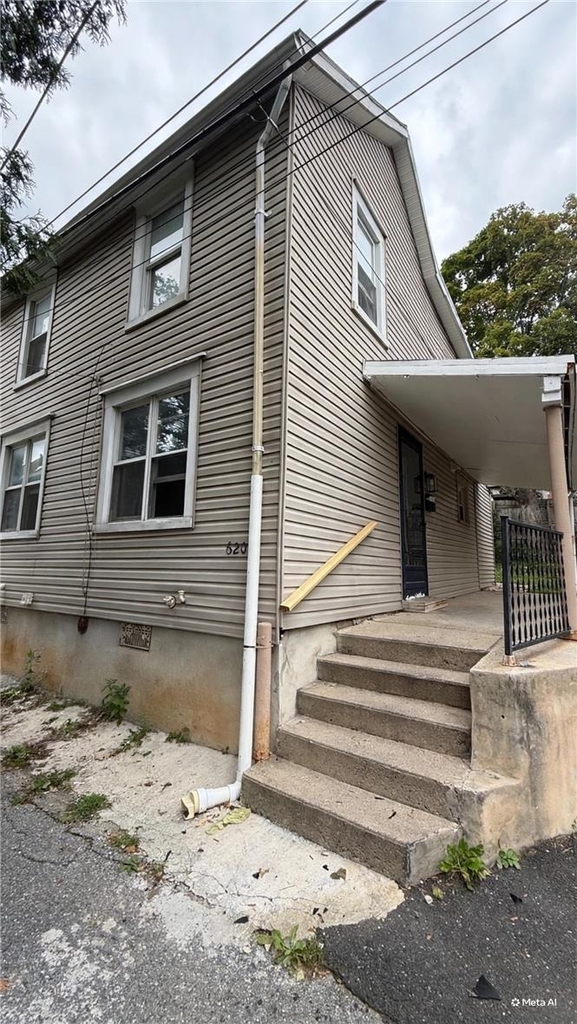620 Martins Lane - Photo 2