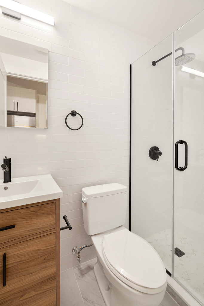 223 Chauncey Street - Photo 2