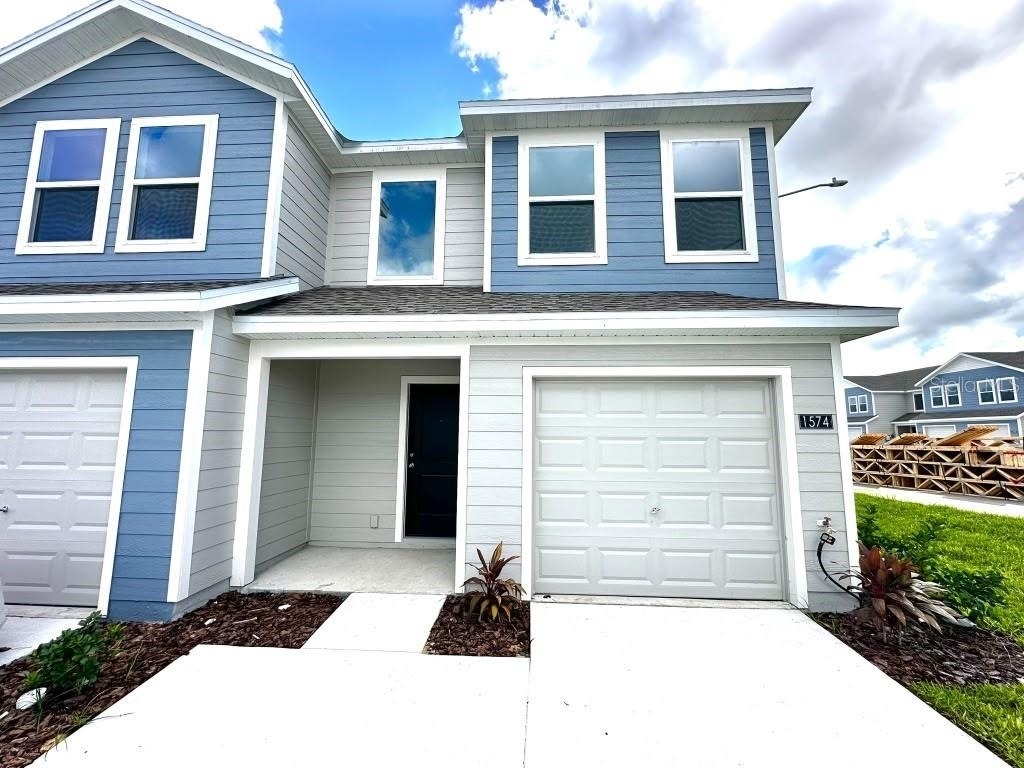 1574 Plank Place - Photo 0