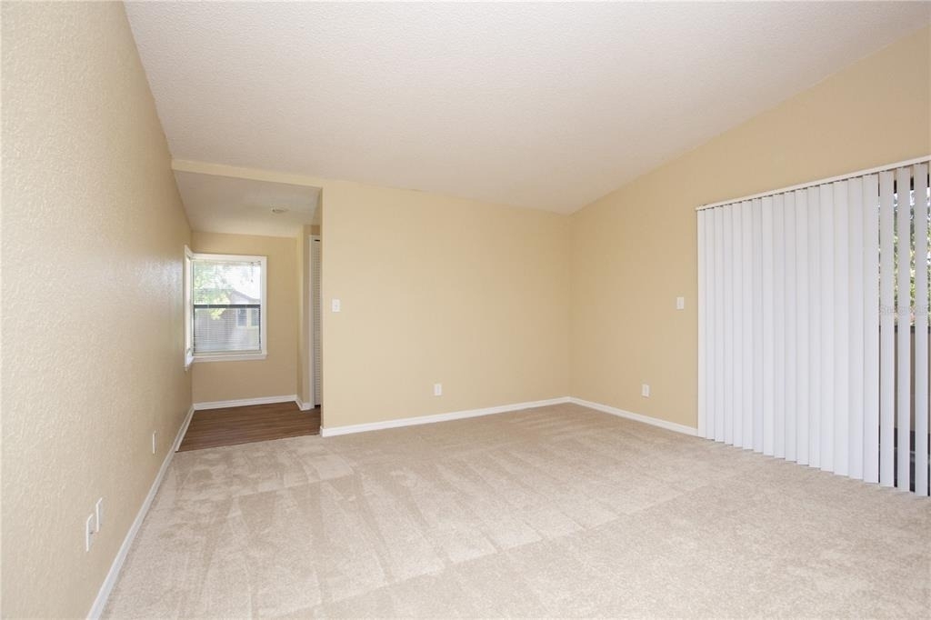 2941 Antique Oaks Circle - Photo 4