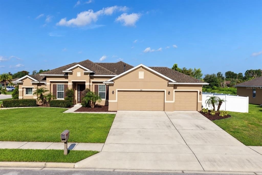 700 Elkhorn Fern Lane - Photo 1