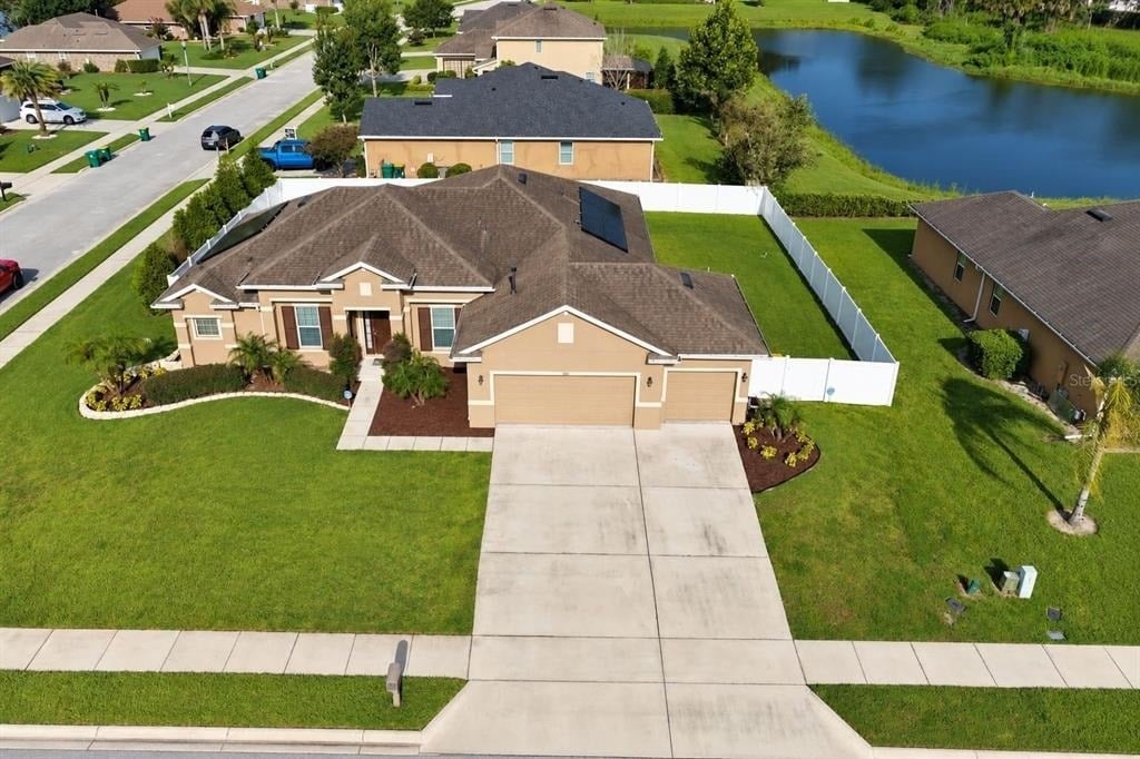 700 Elkhorn Fern Lane - Photo 0