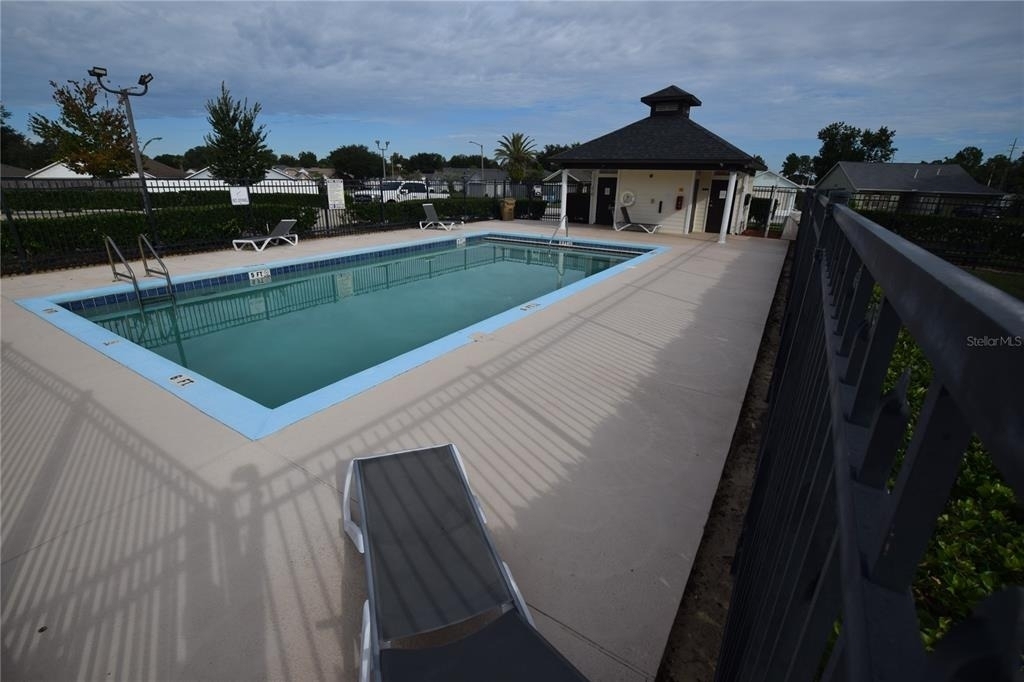 16053 Wilkinson Drive - Photo 12