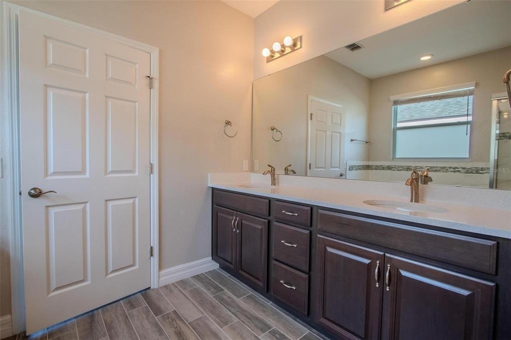 3134 River Springs Boulevard - Photo 14
