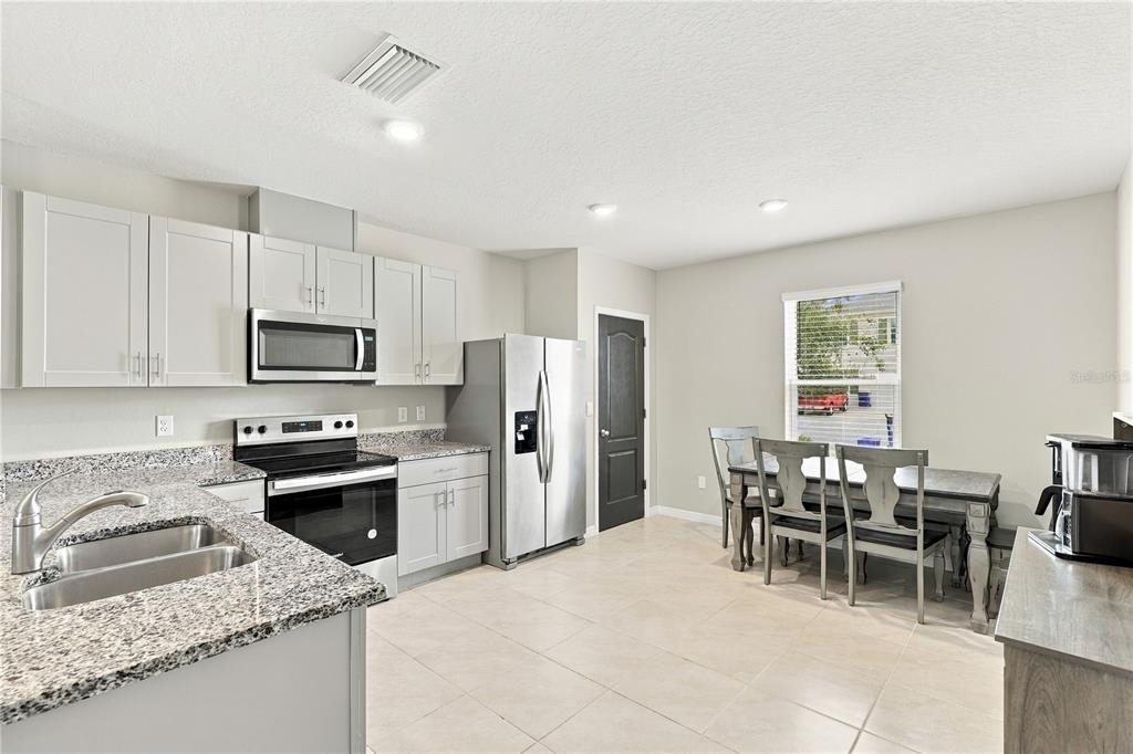2711 Silver Canoe Drive - Photo 13