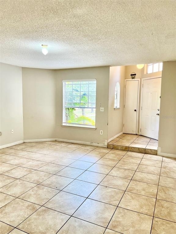 401 Fountainhead Circle - Photo 3