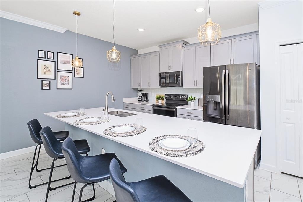 984 Leader Street - Photo 6