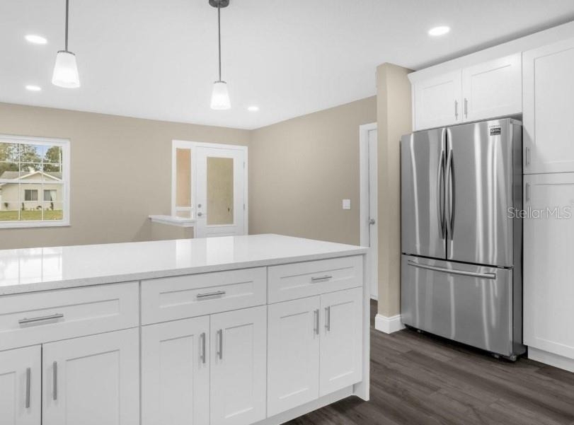 1560 Guinevere Drive - Photo 6