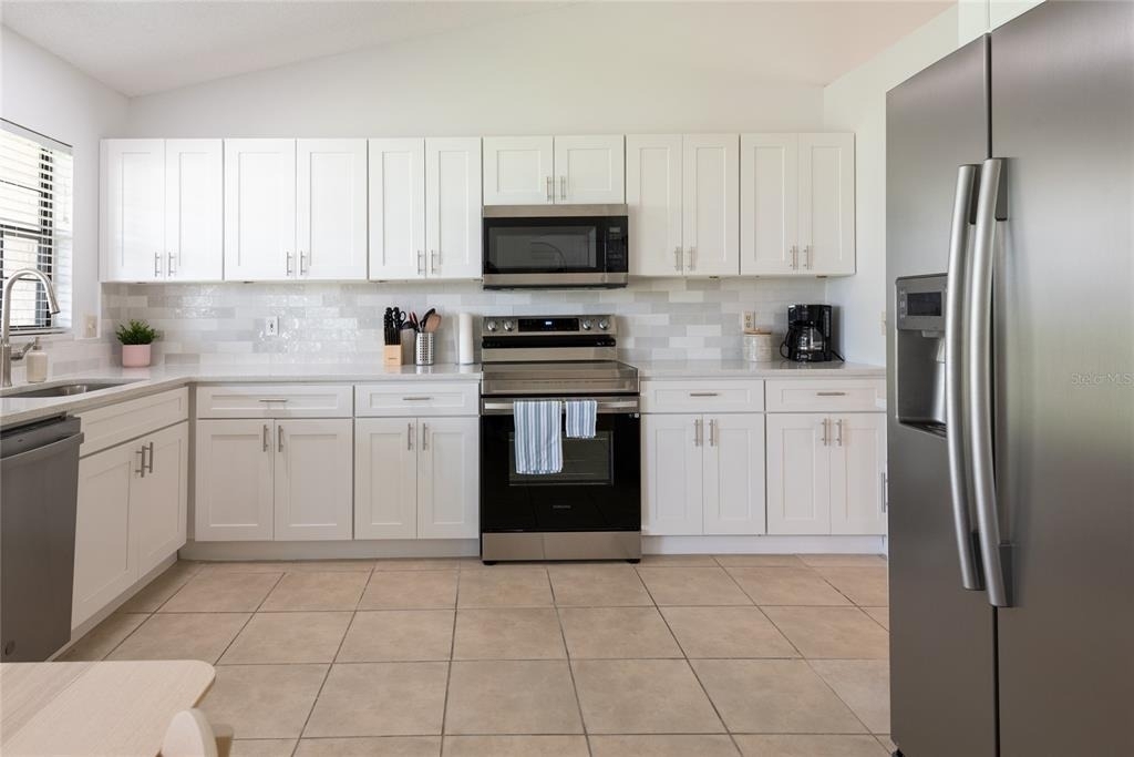 1085 Indian Ridge Trl E - Photo 1