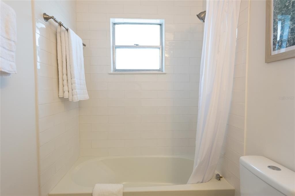 1085 Indian Ridge Trl E - Photo 16