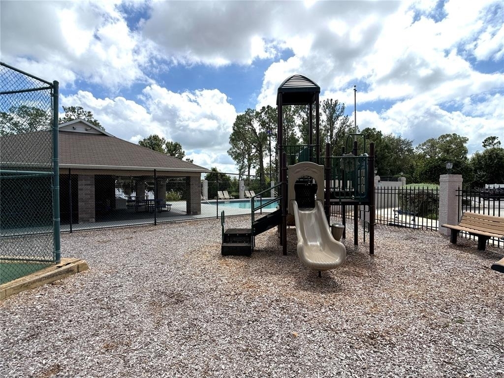 323 Allison Avenue - Photo 32