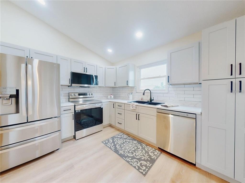 804 Soft Pine Court - Photo 5