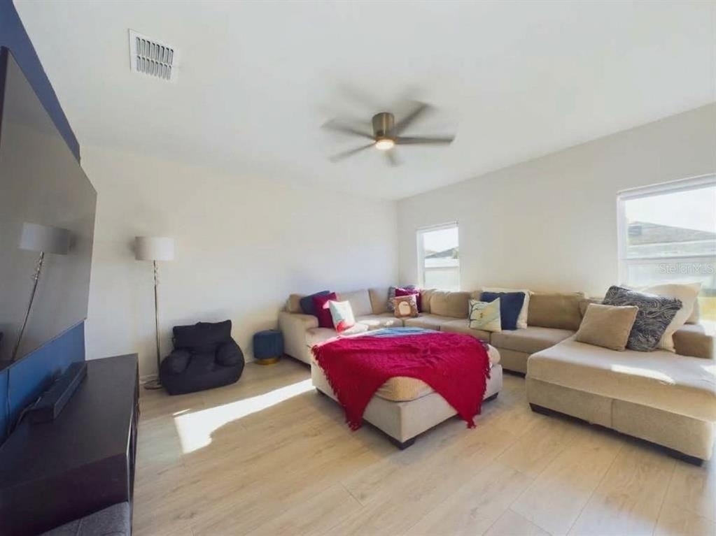 1424 Feather Lane - Photo 4