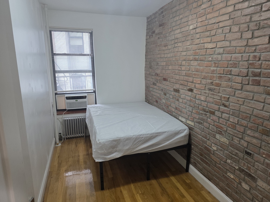 424 East 13th Street - Photo 5