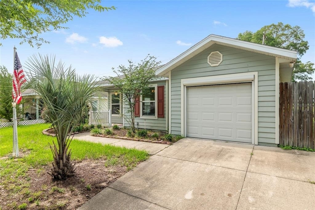 2776 Se 21st Road - Photo 1
