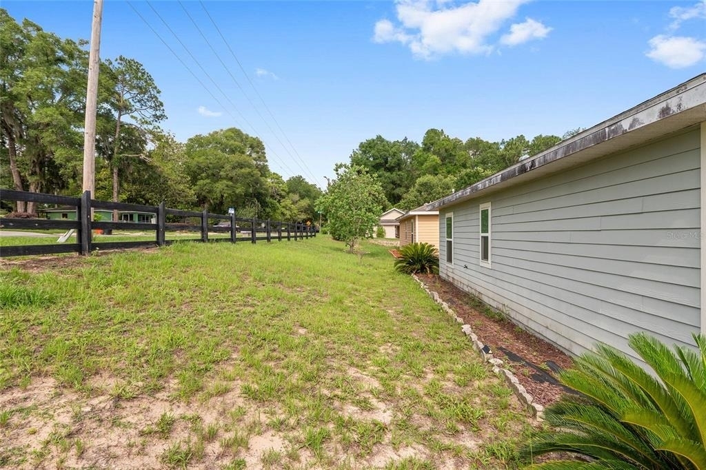 2776 Se 21st Road - Photo 37