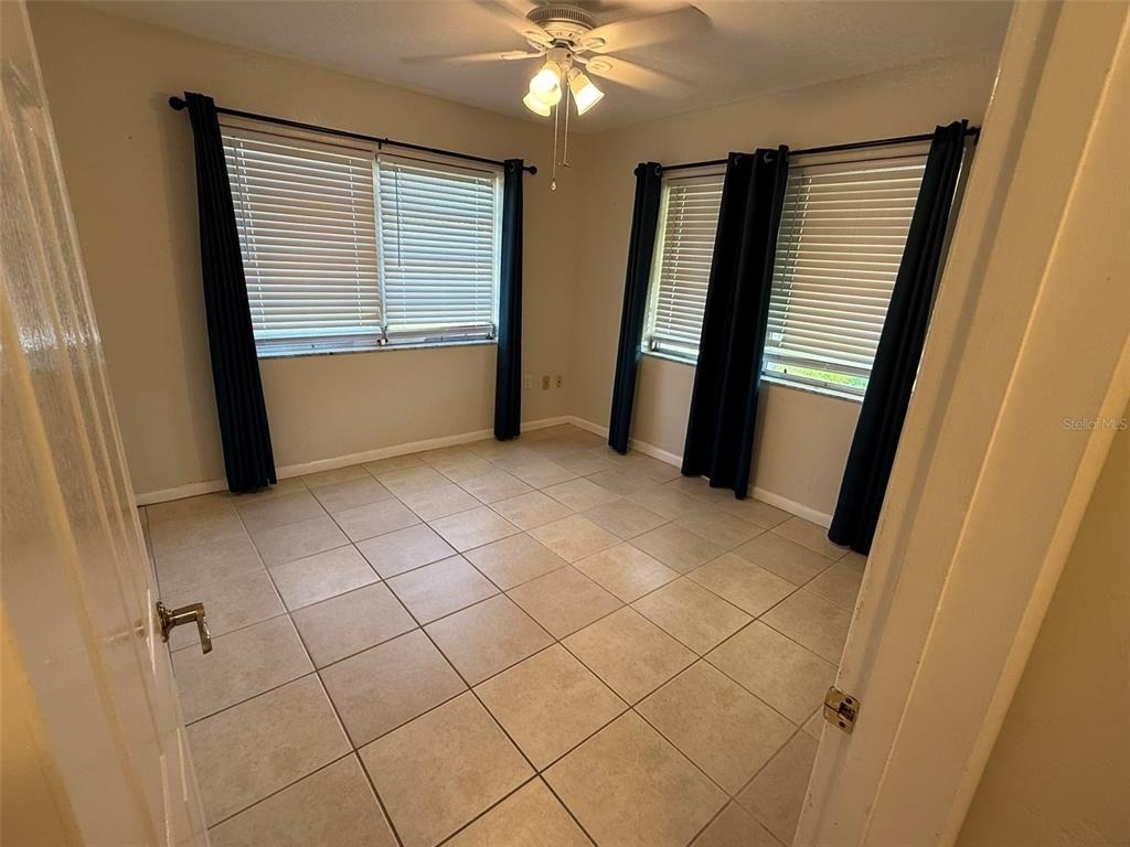 22180 Midway Boulevard - Photo 7