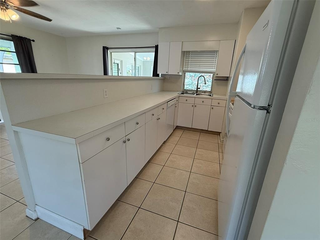 22180 Midway Boulevard - Photo 4