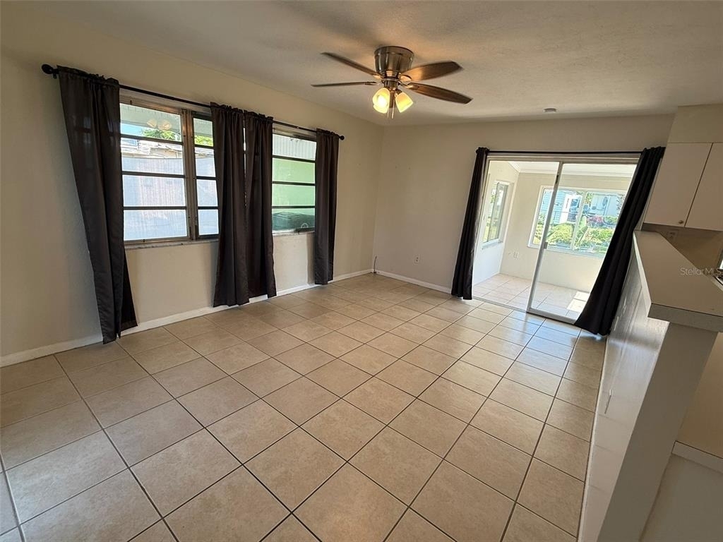 22180 Midway Boulevard - Photo 2