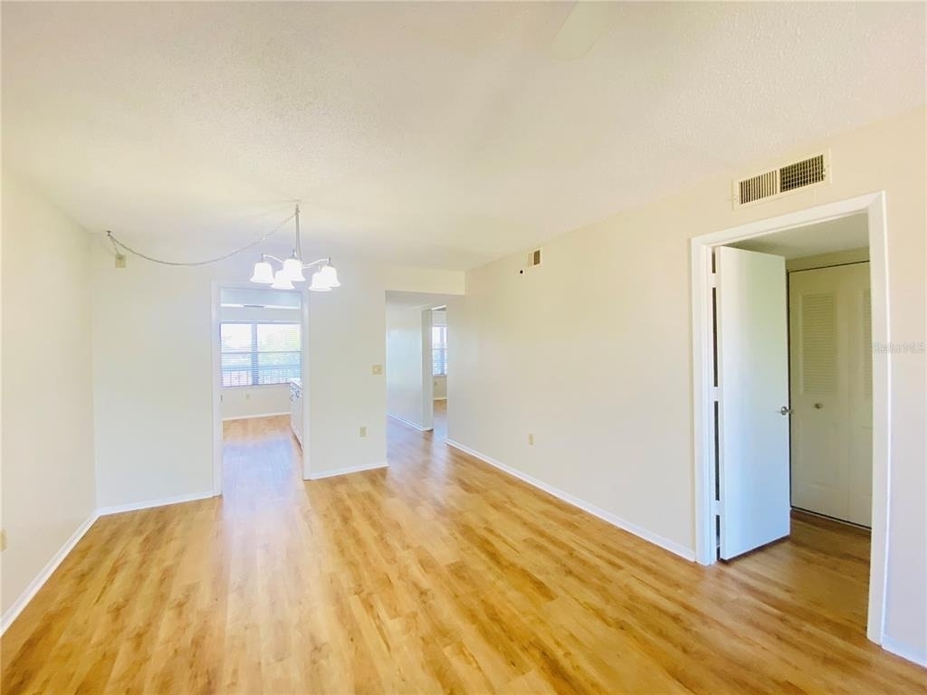 505 30th Avenue W - Photo 13