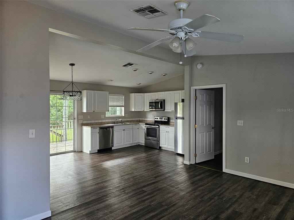 1720 30th Avenue E - Photo 1