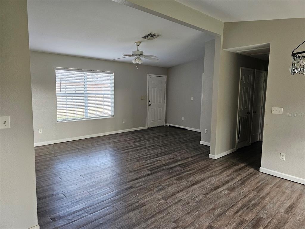 1720 30th Avenue E - Photo 3