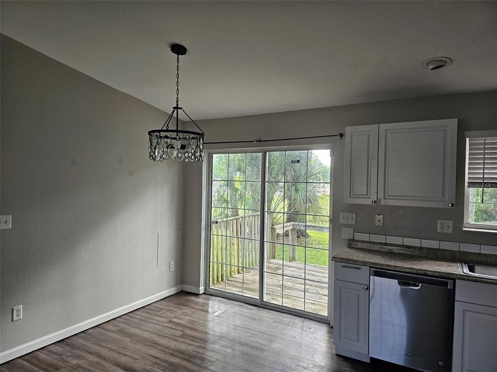 1720 30th Avenue E - Photo 4