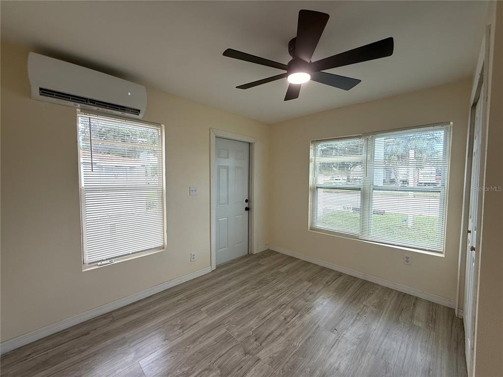5680 28th Street N - Photo 7