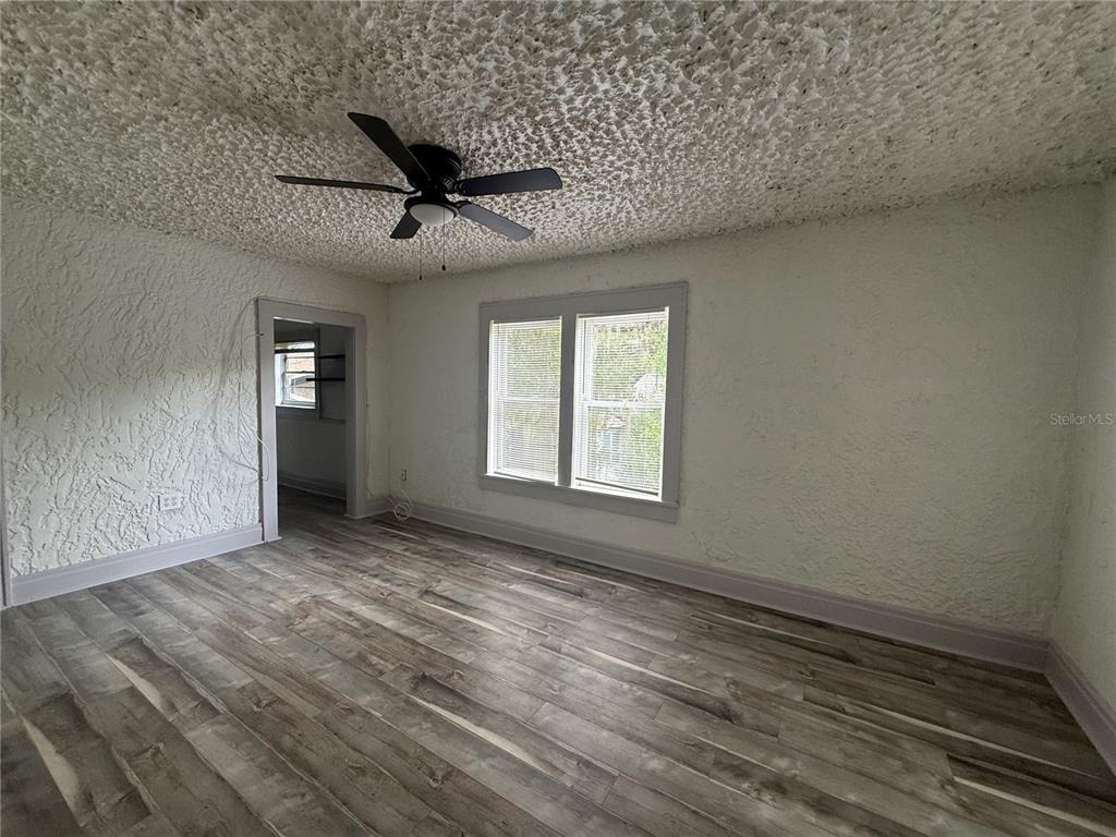669 Avenue B Nw - Photo 1