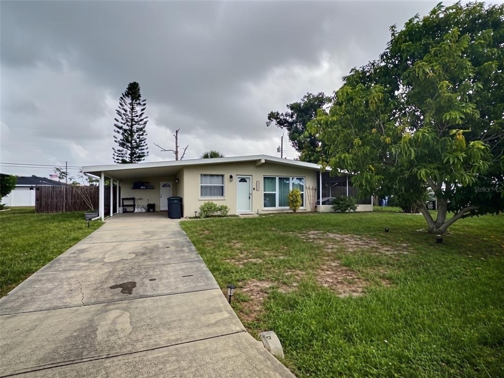 329 Glen Oak Road - Photo 1