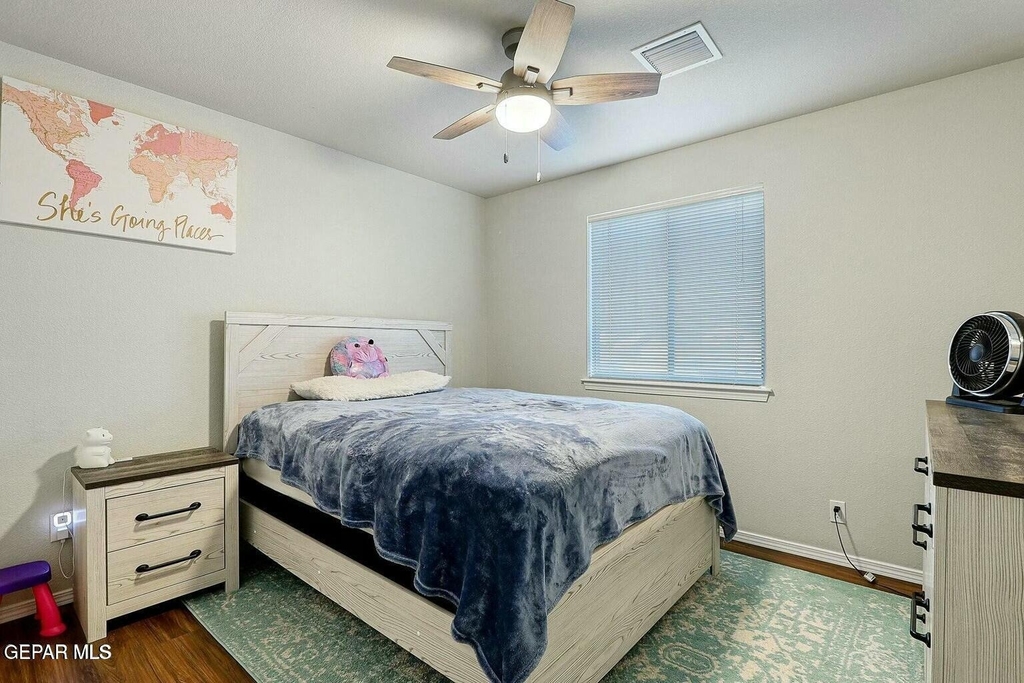 7657 Mundy Creek Drive - Photo 17