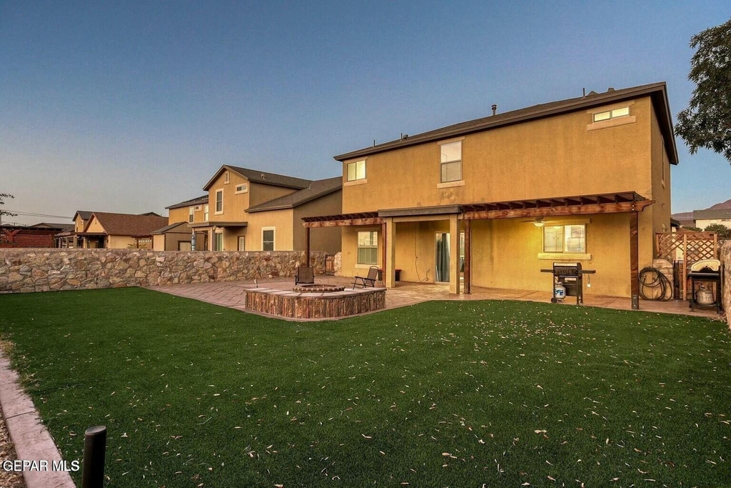 7657 Mundy Creek Drive - Photo 33