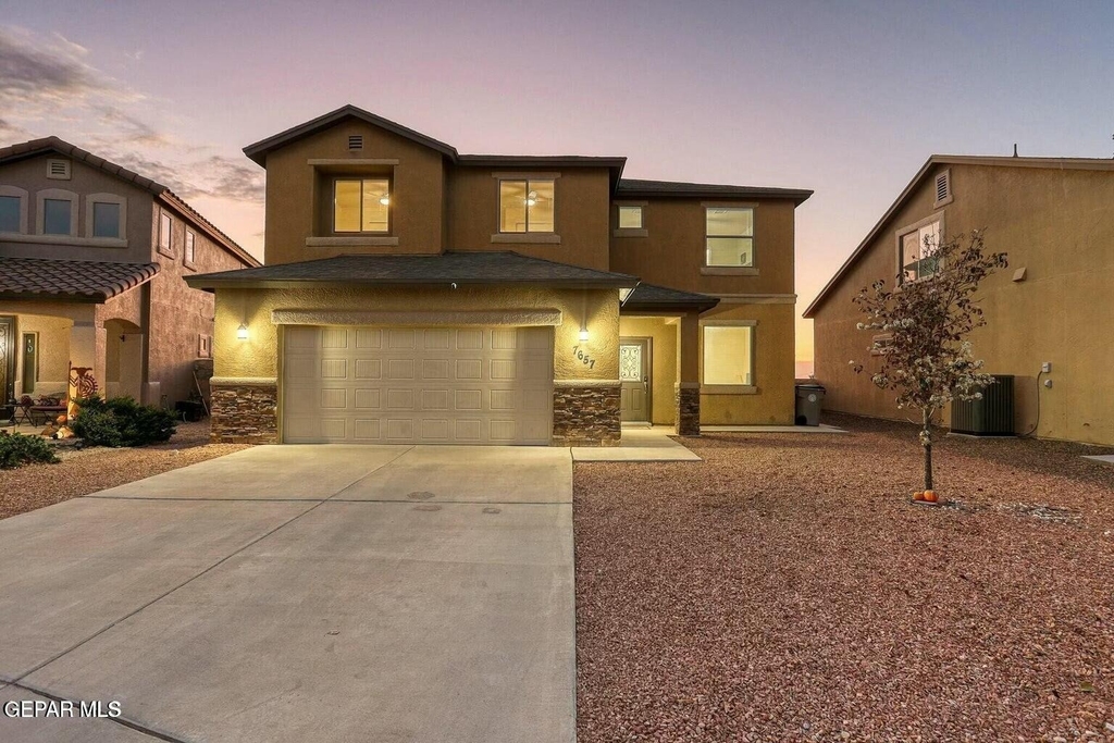 7657 Mundy Creek Drive - Photo 0