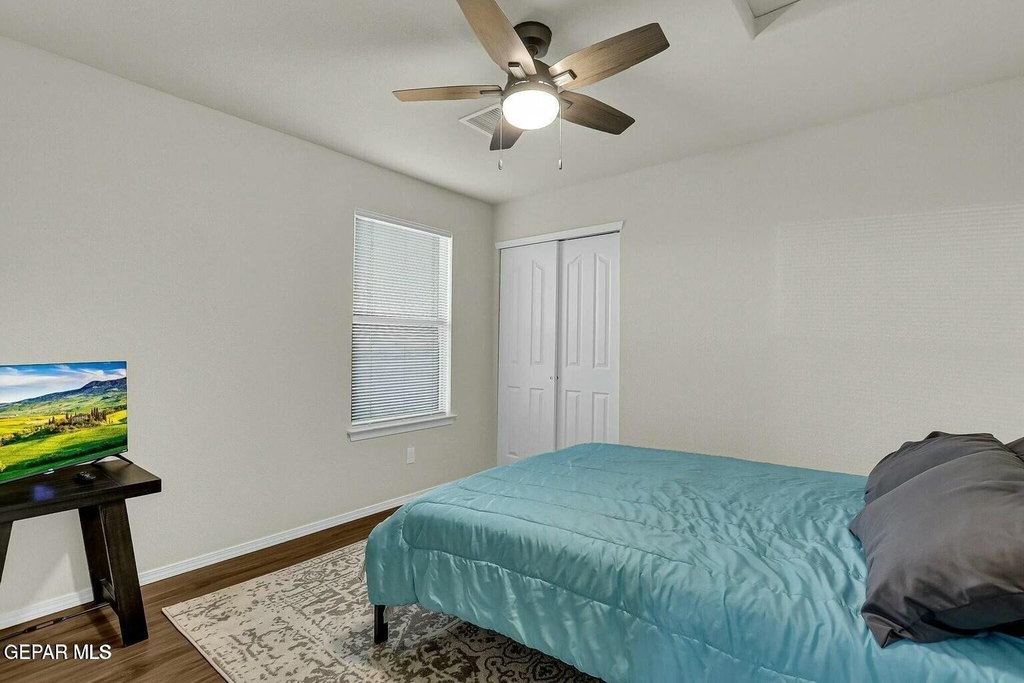 7657 Mundy Creek Drive - Photo 25