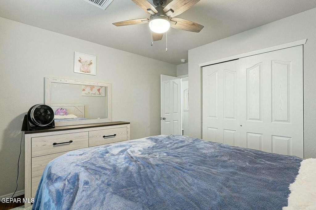7657 Mundy Creek Drive - Photo 18
