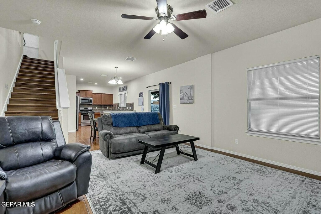 7657 Mundy Creek Drive - Photo 6