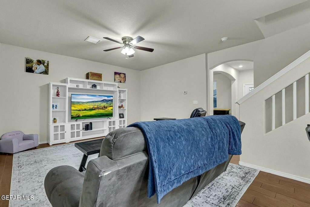 7657 Mundy Creek Drive - Photo 7