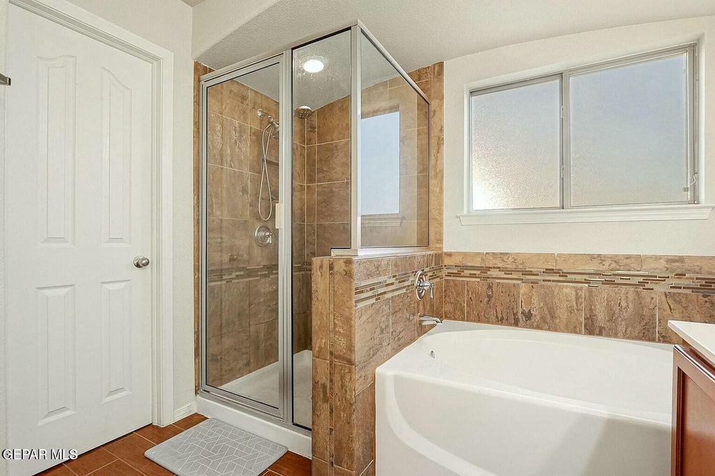 7657 Mundy Creek Drive - Photo 29