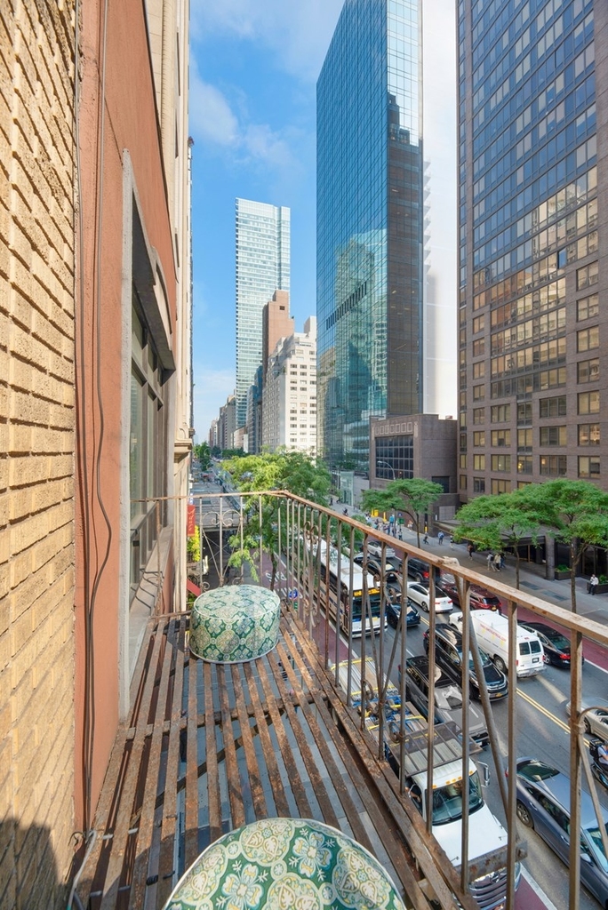 143 East 57th Street - Photo 5