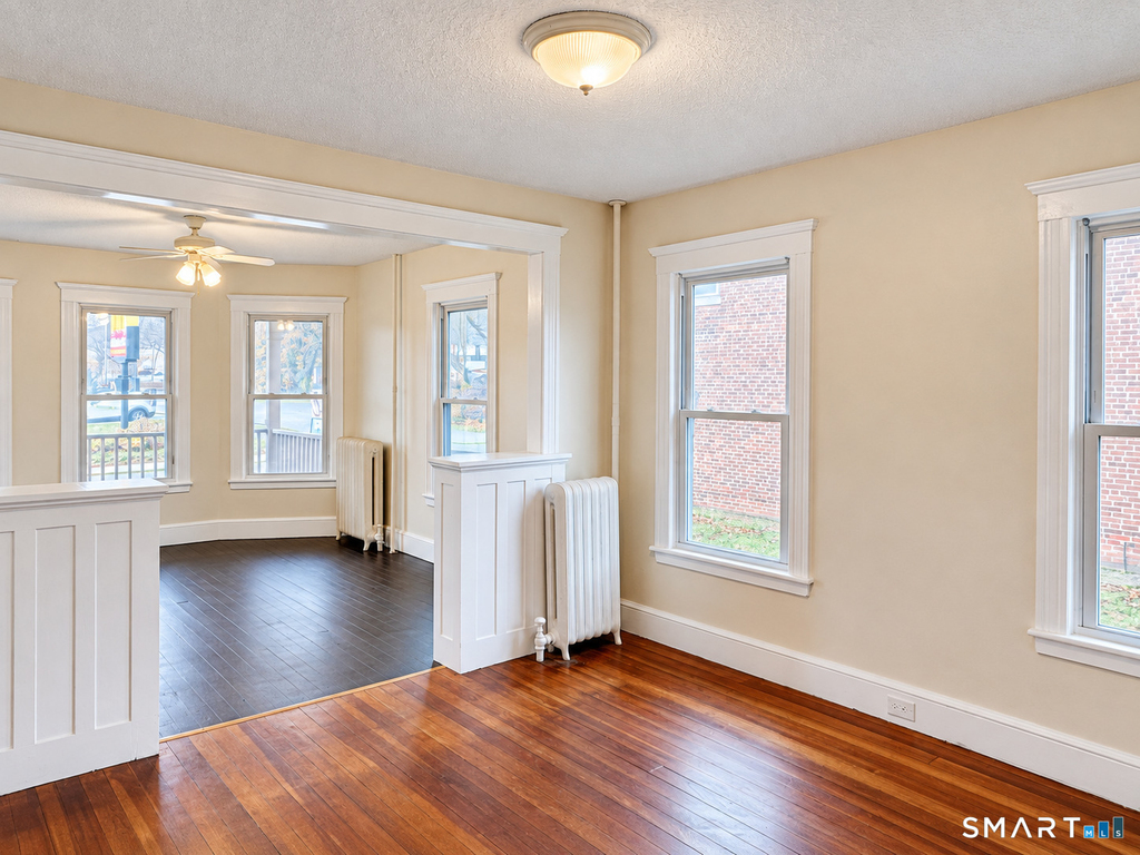 694 Main Street - Photo 4