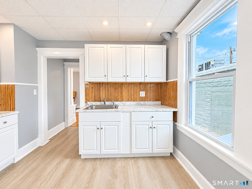 6 Spring Street - Photo 15