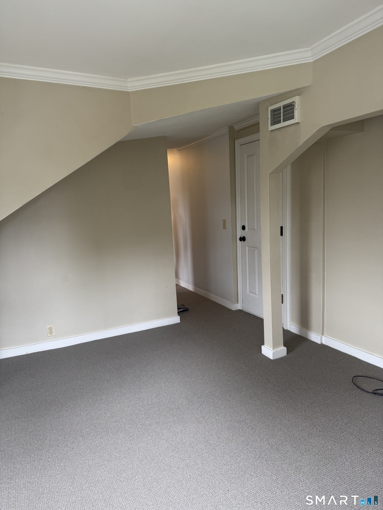 210 Prospect Avenue - Photo 3